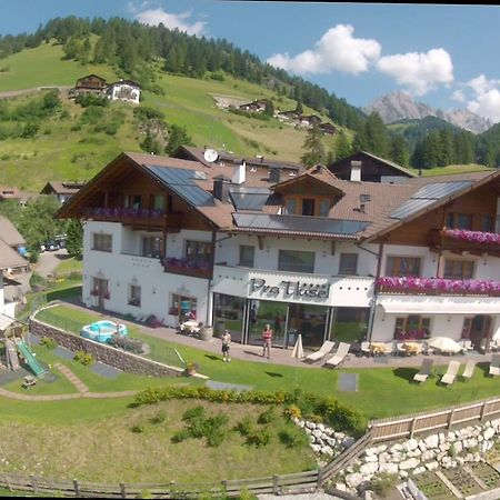 Hotel Pra Tlusel Selva di Val Gardena Exteriör bild